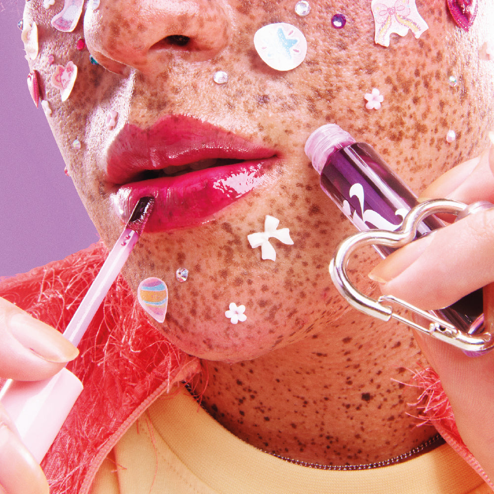 GLOSS LABIAL PRETO TATTOO GLOSS BY KAREN BACHINI EDIÇÃO ESPECIAL